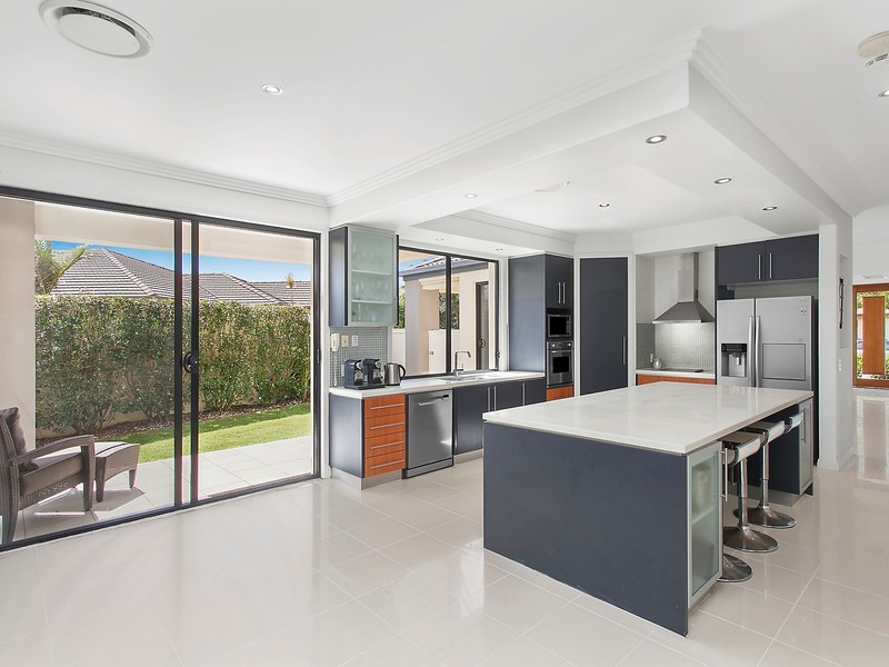 2539 Gracemere Circuit West, Hope Island QLD 4212