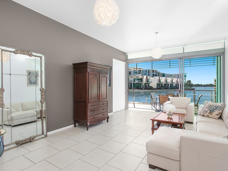 7102/2 Ephraim Island Parade, Paradise Point QLD 4216