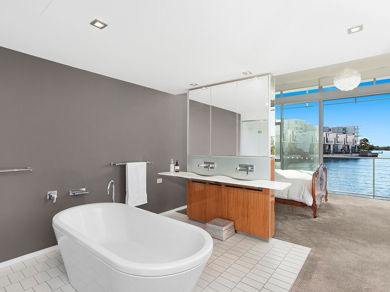 7102/2 Ephraim Island Parade, Paradise Point QLD 4216