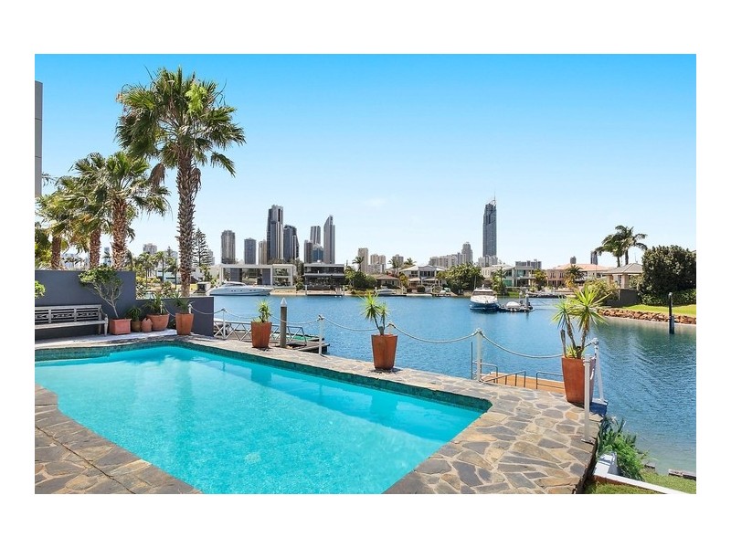 93 Gibraltar Drive, Isle Of Capri QLD 4217