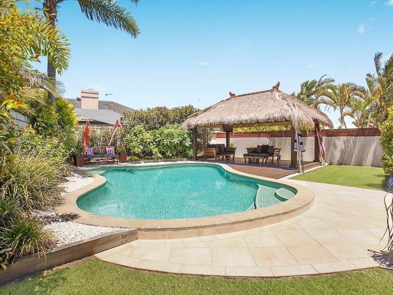 41 Charolais Crescent, Benowa Waters QLD 4217