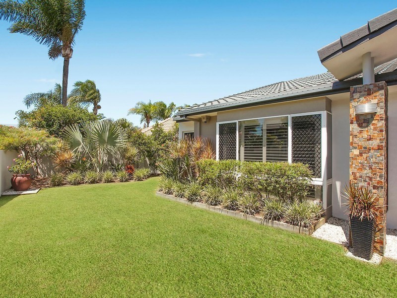 41 Charolais Crescent, Benowa Waters QLD 4217