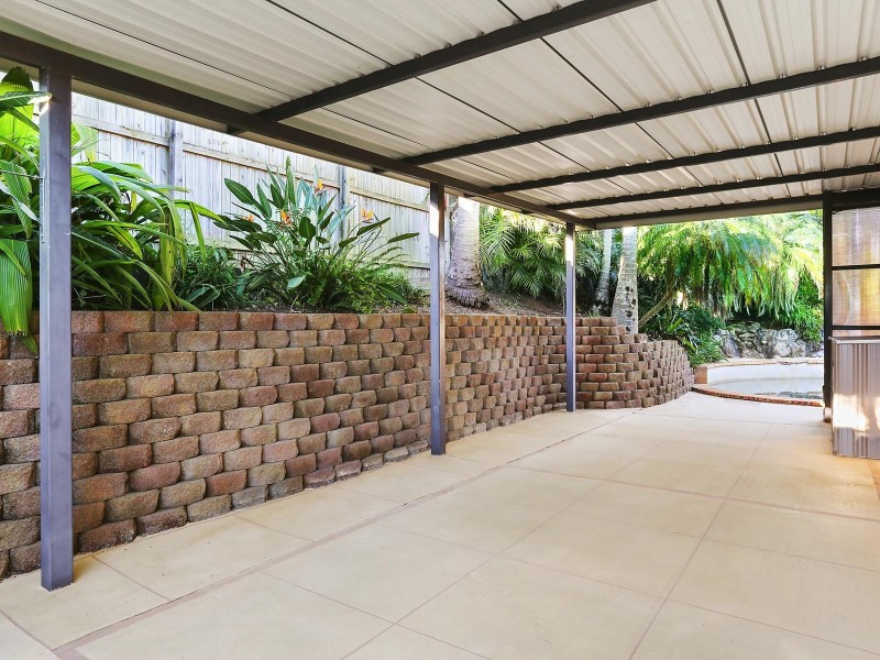57 Dunkeith Avenue, Benowa Waters QLD 4217