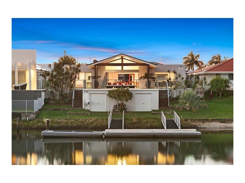 14 Boomerang Crescent, Sorrento QLD 4217