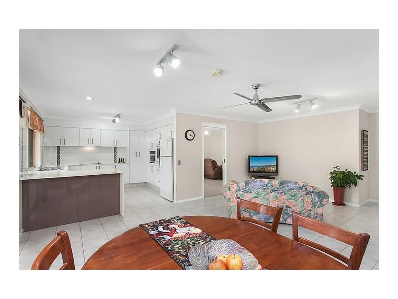 16 Firestone Court, Robina QLD 4226