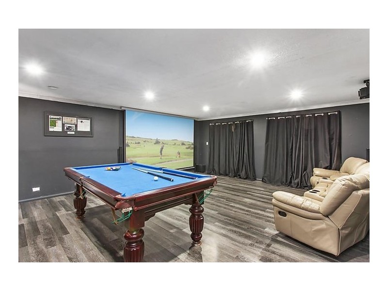 16 Salacia Avenue, Mermaid Waters QLD 4218