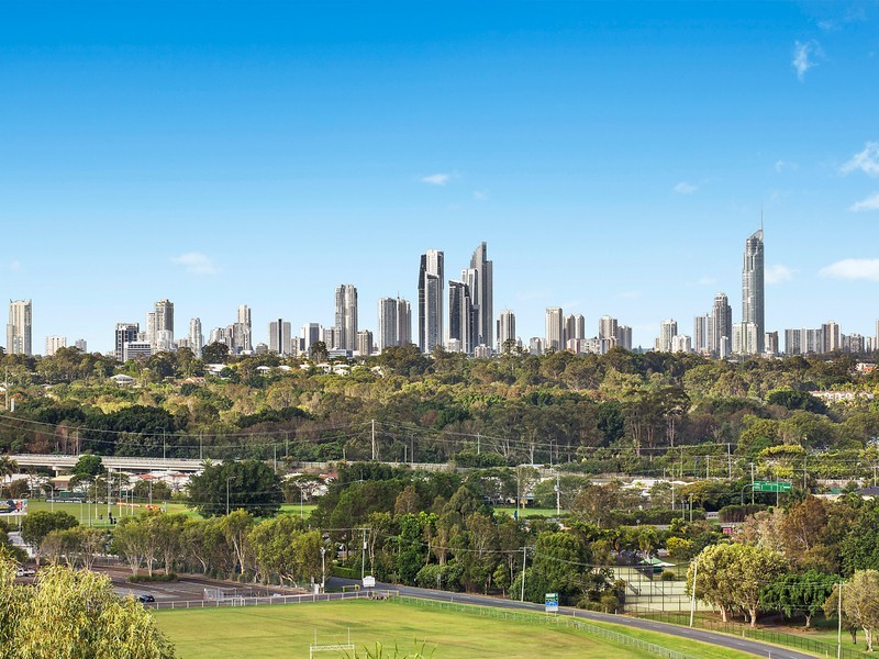 21 Amethyst Court, Carrara QLD 4211