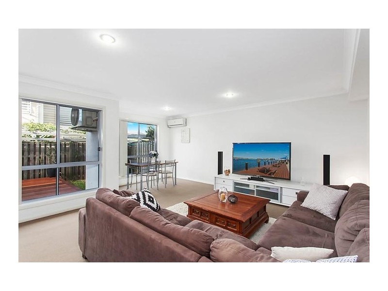 96/19 Carina Peak Drive, Varsity Lakes QLD 4227