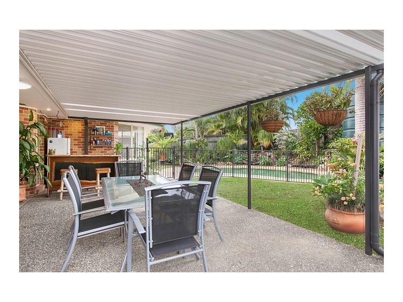 25 Cootharaba Drive, Helensvale QLD 4212