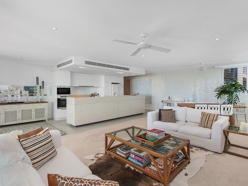 2205/323 Bayview Street, Hollywell QLD 4216