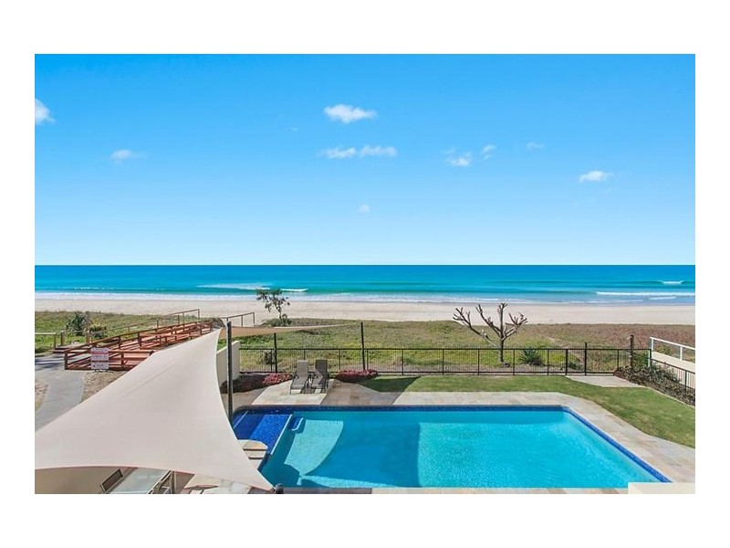 2/121 Hedges Avenue, Mermaid Beach QLD 4218