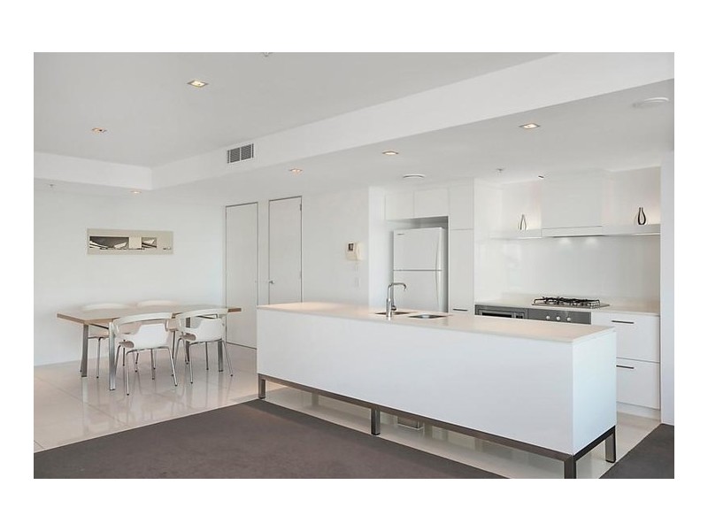 4202/9 Hamilton Avenue, Surfers Paradise QLD 4217