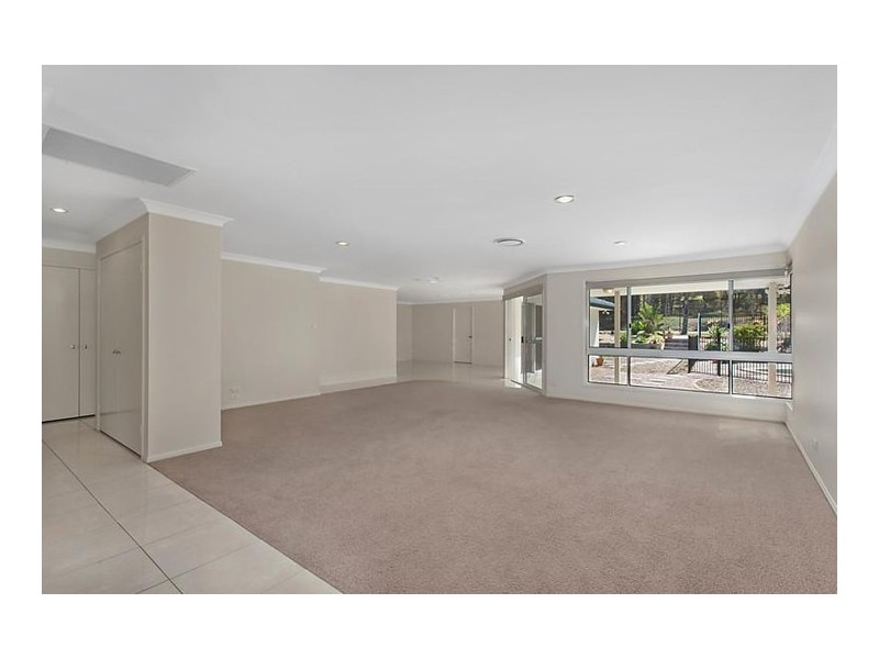 14 Eastern Court, Helensvale QLD 4212