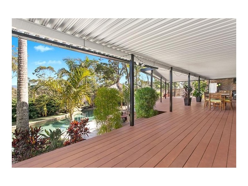 19 Uplands Drive, Parkwood QLD 4214