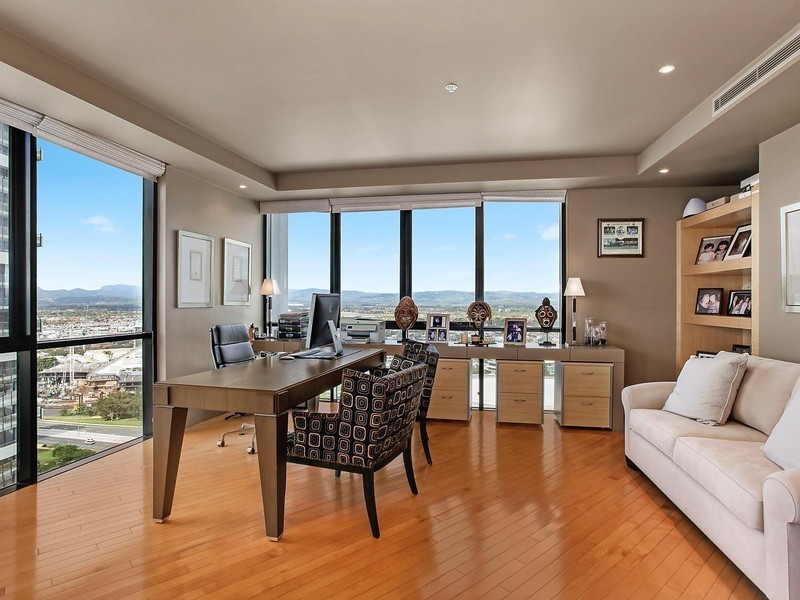 2402/17 Albert Avenue, Broadbeach QLD 4218