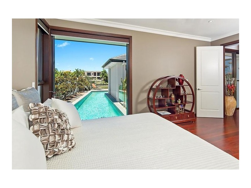 2310 Belmont Court, Hope Island QLD 4212