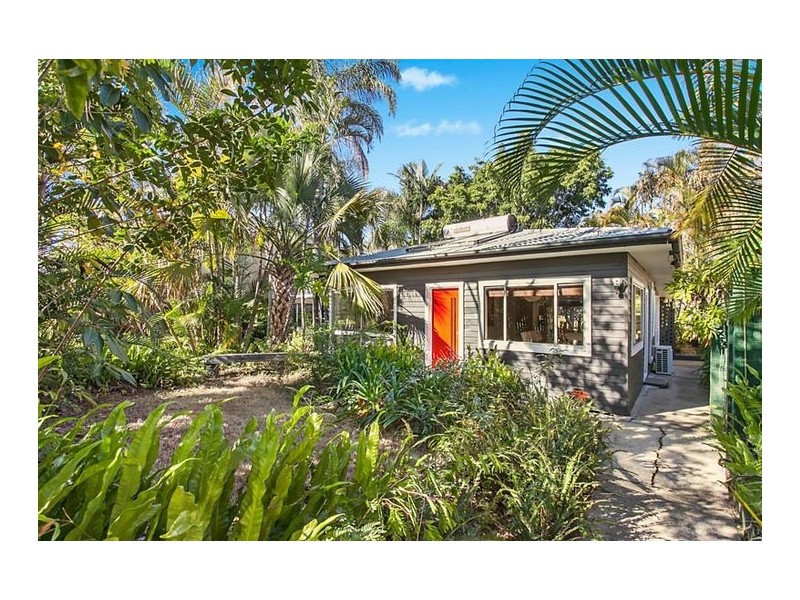 12 Chuter Avenue, Southport QLD 4215