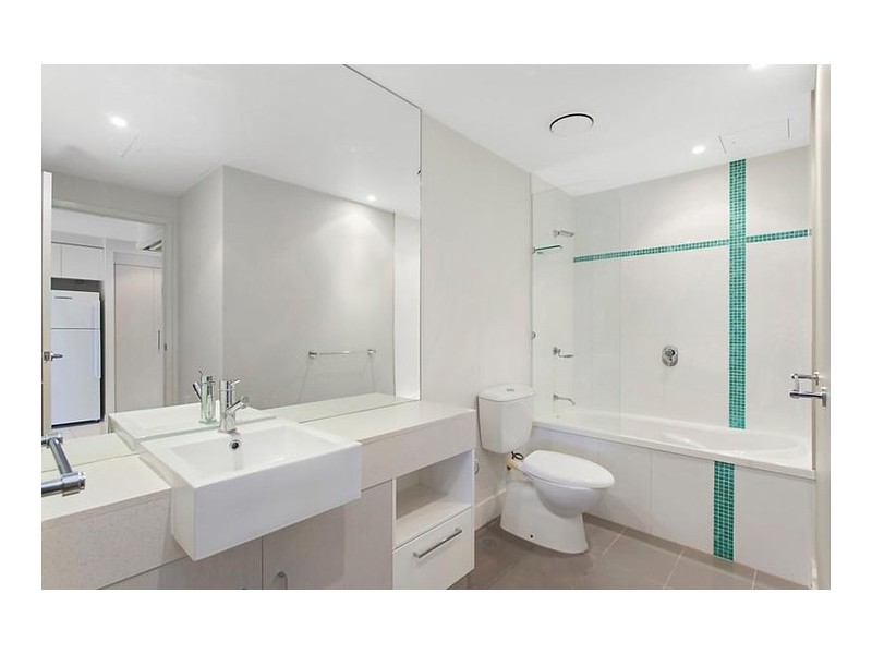 514/430 Marine Parade, Biggera Waters QLD 4216