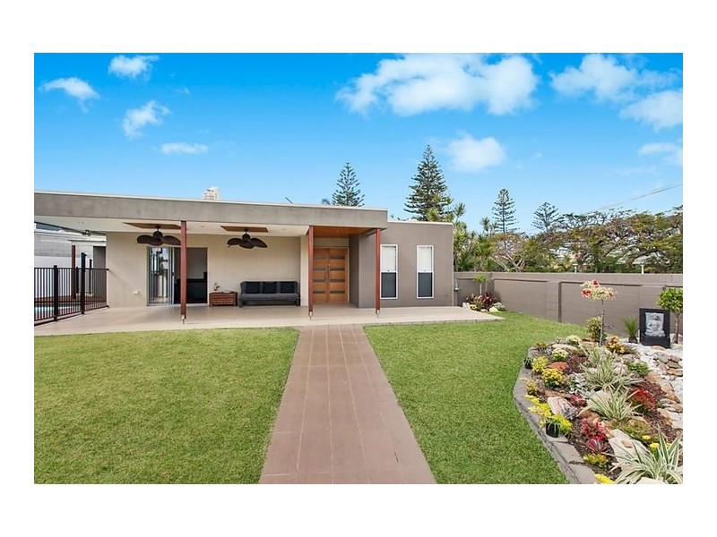 54 Brindisi Avenue, Isle Of Capri QLD 4217