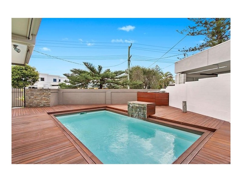 54 Brindisi Avenue, Isle Of Capri QLD 4217
