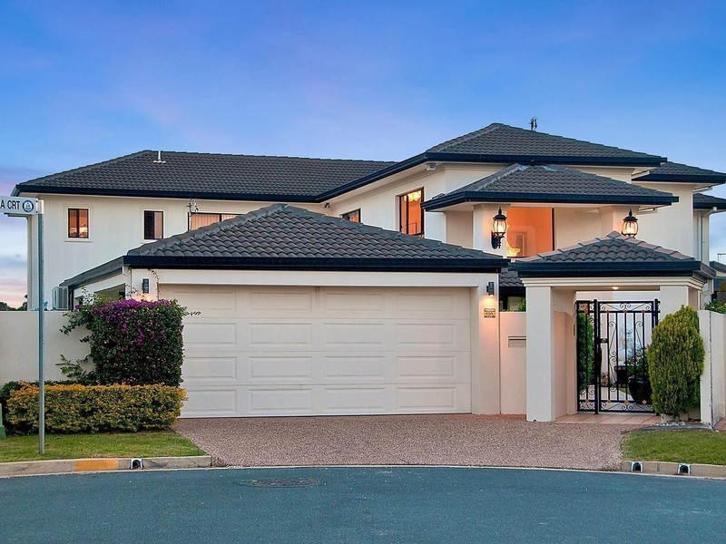 34 Kookaburra Court, Sorrento QLD 4217