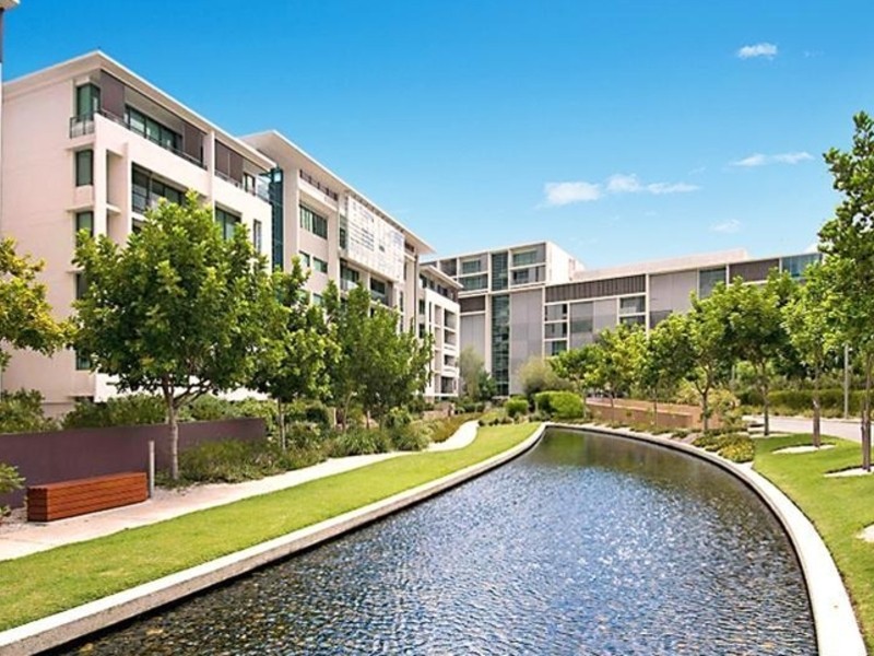 7303/2 Ephraim Island Parade, Paradise Point QLD 4216