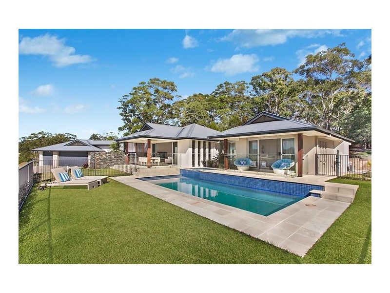 8 Lita Court, Tallebudgera QLD 4228