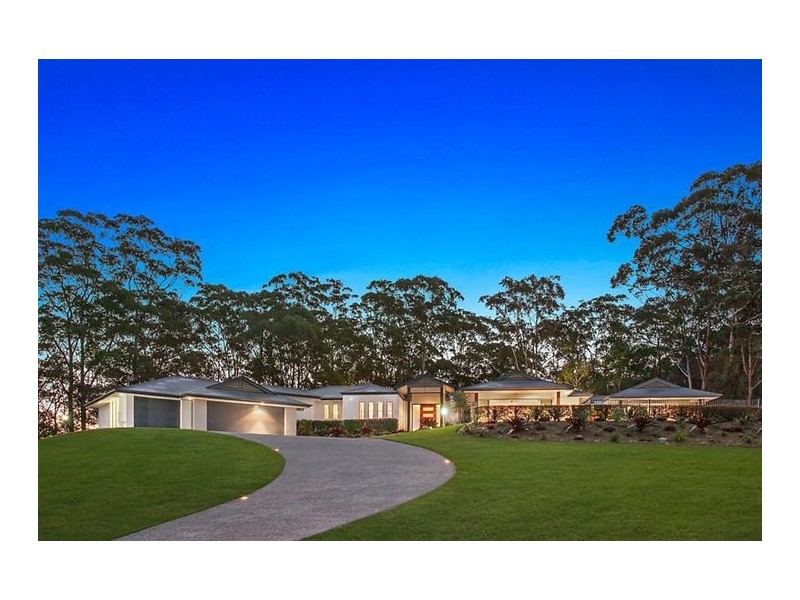 8 Lita Court, Tallebudgera QLD 4228