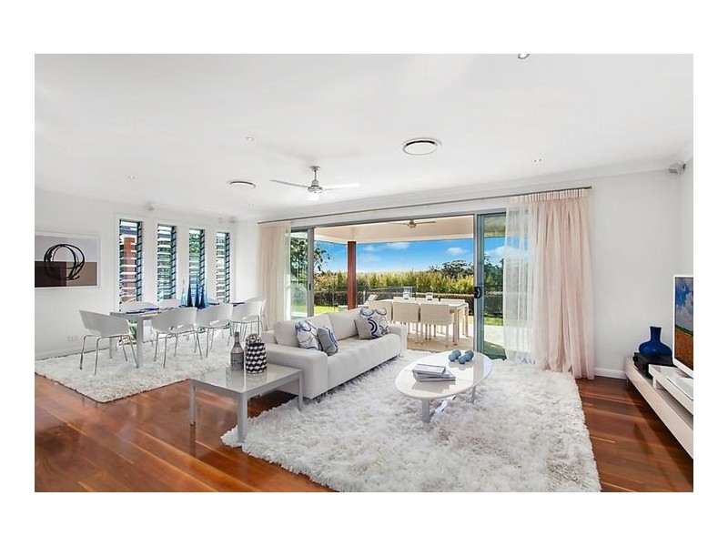 8 Lita Court, Tallebudgera QLD 4228