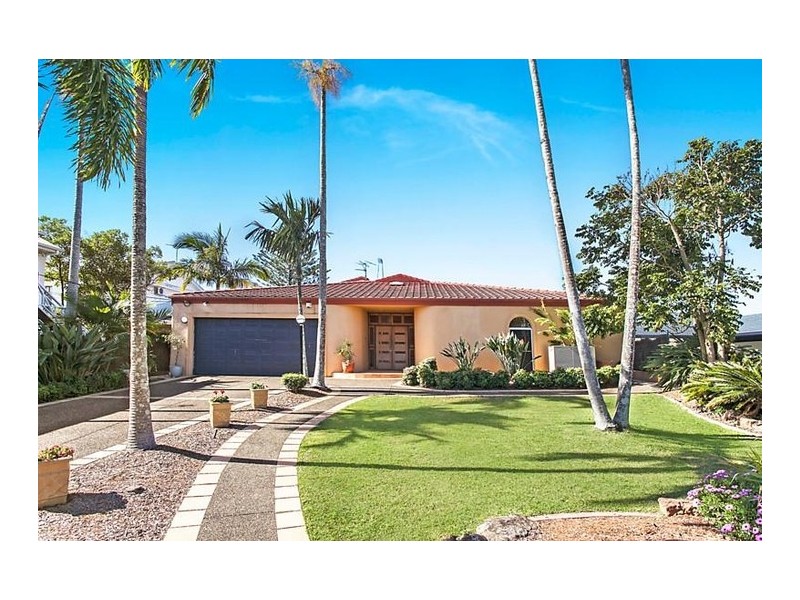 18 Garden Grove, Carrara QLD 4211