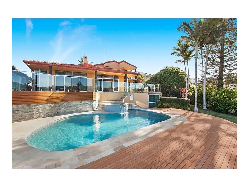18 Garden Grove, Carrara QLD 4211