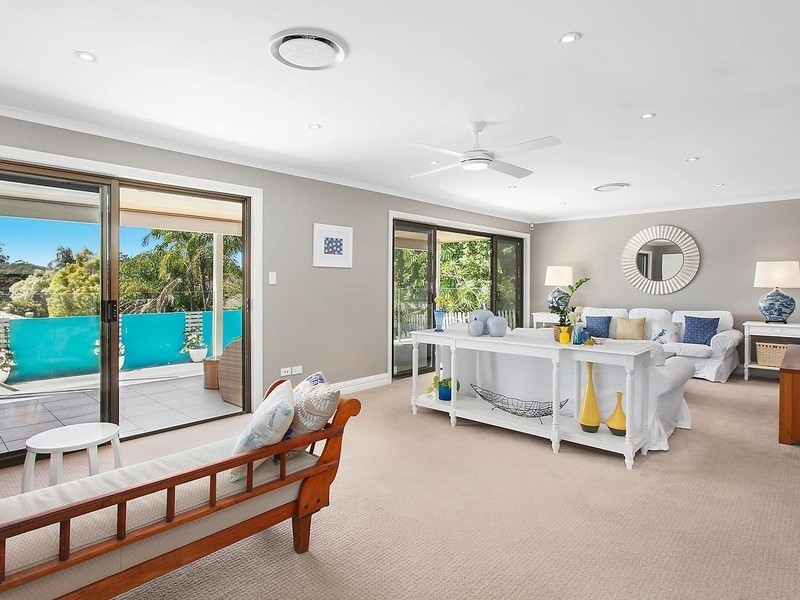 15 Reed Street, Ashmore QLD 4214