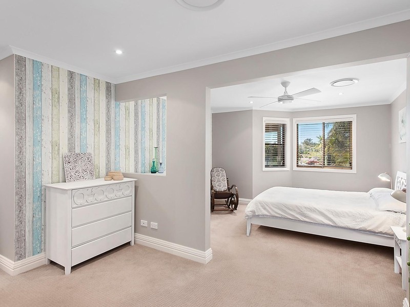 15 Reed Street, Ashmore QLD 4214