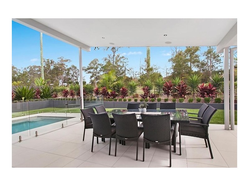 23 Canada Place, Arundel QLD 4214