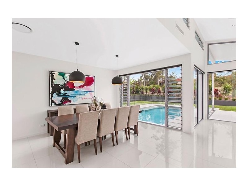 23 Canada Place, Arundel QLD 4214