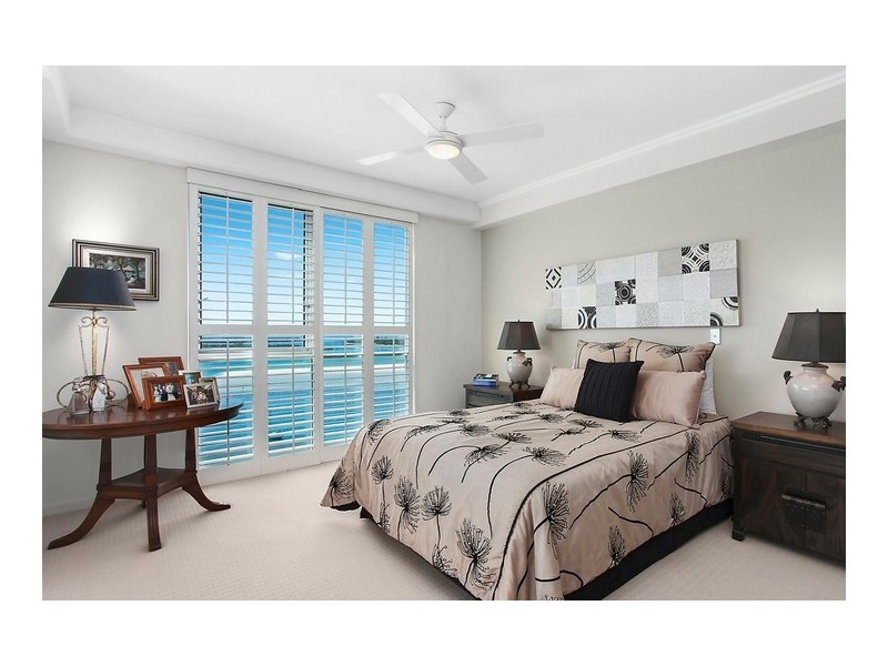 1101/300 Marine Parade, Labrador QLD 4215