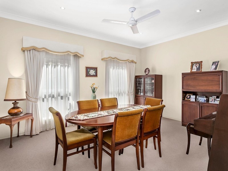 27 Ventura Road, Mermaid Beach QLD 4218