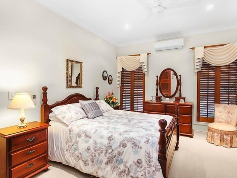 27 Ventura Road, Mermaid Beach QLD 4218