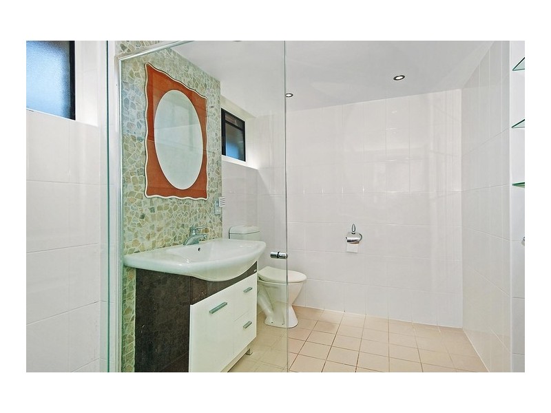 17/5 Queensland Avenue, Broadbeach QLD 4218
