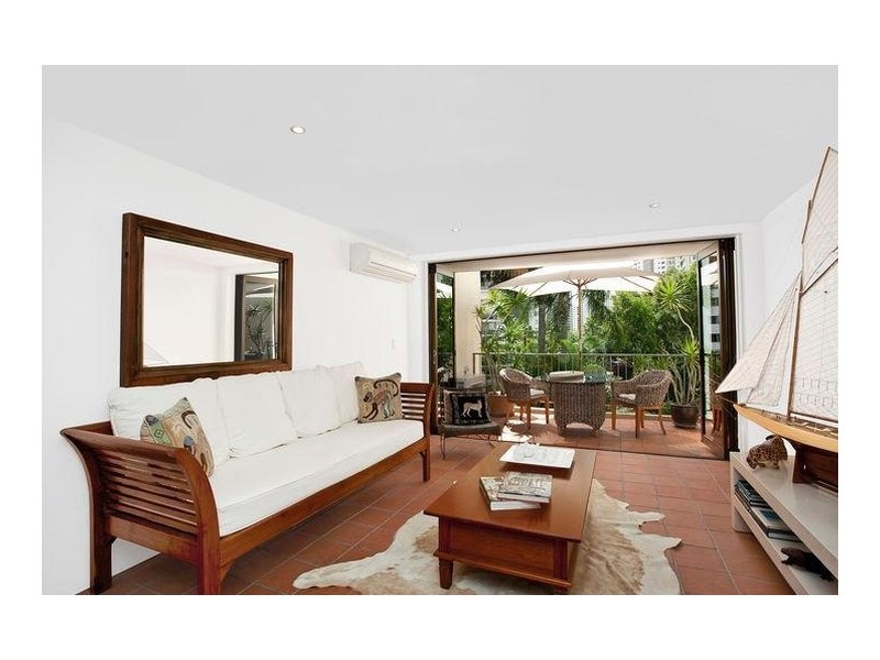 10/28 Woodroffe Avenue, Main Beach QLD 4217