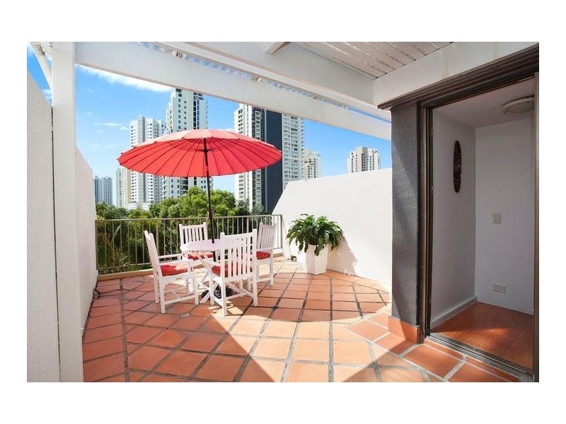 10/28 Woodroffe Avenue, Main Beach QLD 4217