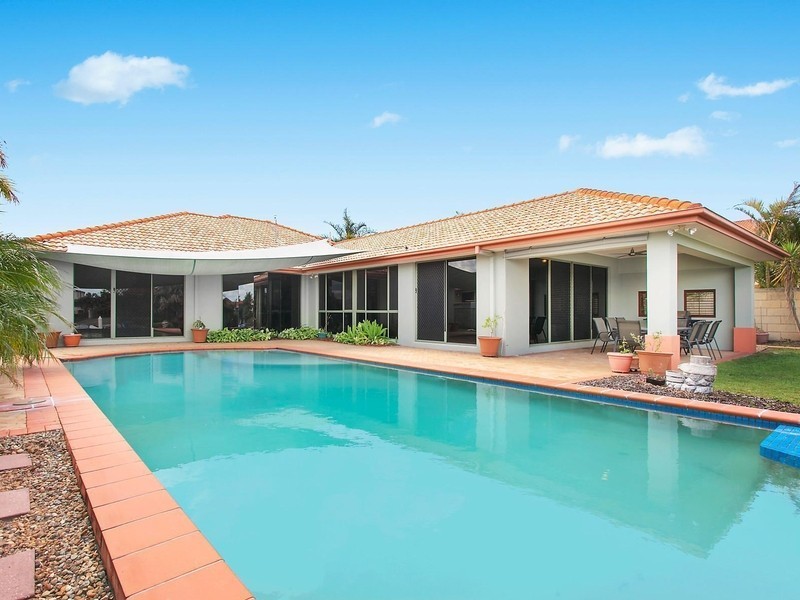 4 Saltair Grove, Monterey Keys QLD 4212