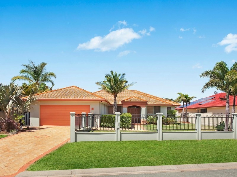 4 Saltair Grove, Monterey Keys QLD 4212