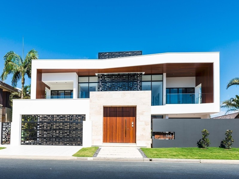 94 Admiralty Drive, Paradise Waters QLD 4217