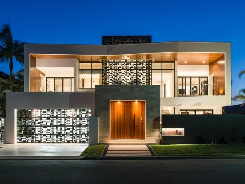 94 Admiralty Drive, Paradise Waters QLD 4217