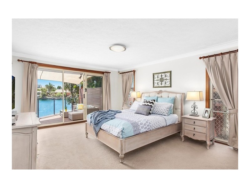 23 Pebble Beach Drive, Runaway Bay QLD 4216