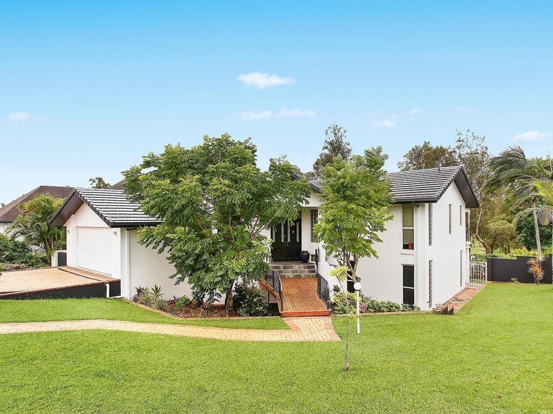 49 Chichester Drive, Arundel QLD 4214