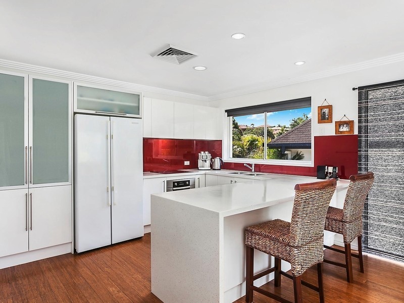 49 Chichester Drive, Arundel QLD 4214