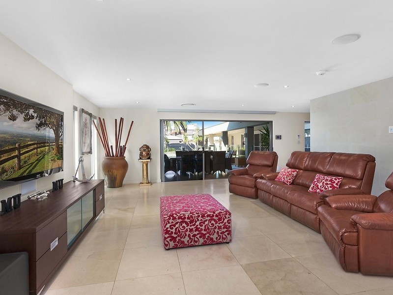 40 Norseman Court, Paradise Waters QLD 4217