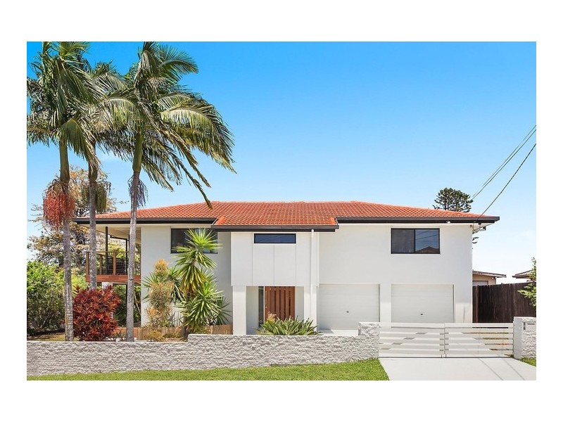 16 Raymond Avenue, Bundall QLD 4217